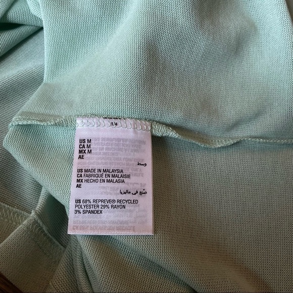 Mens NWT INC thin mesh v neck tee shirt light weight size medium - Picture 5 of 6